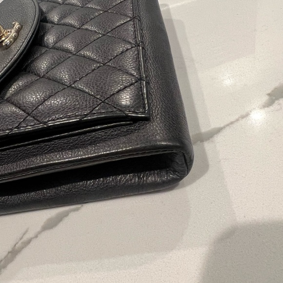 Chanel crossbody bag. Excellent condition. - Picture 4 of 5